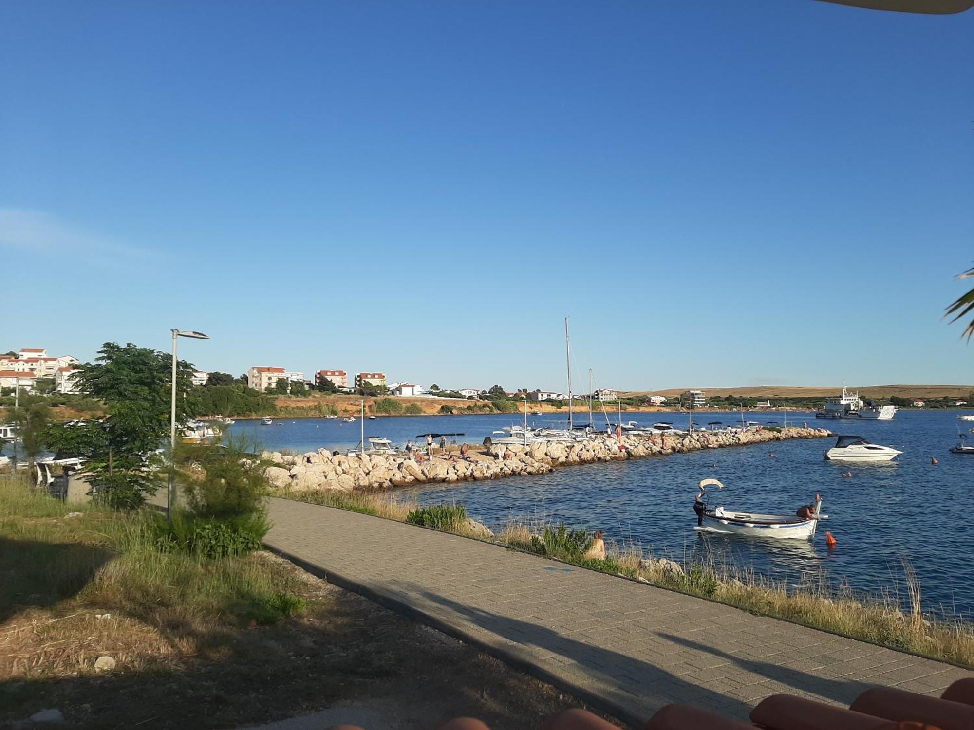 Apartmani Marija Povljana Chambre photo